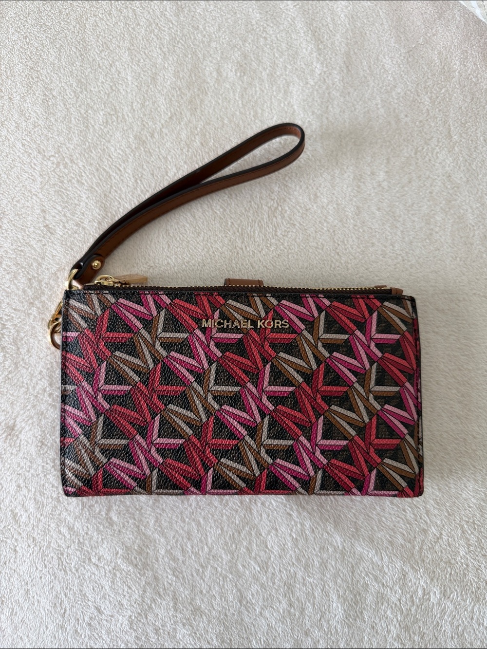 NWOT Michael Kors Jet Set Smartphone Wallet